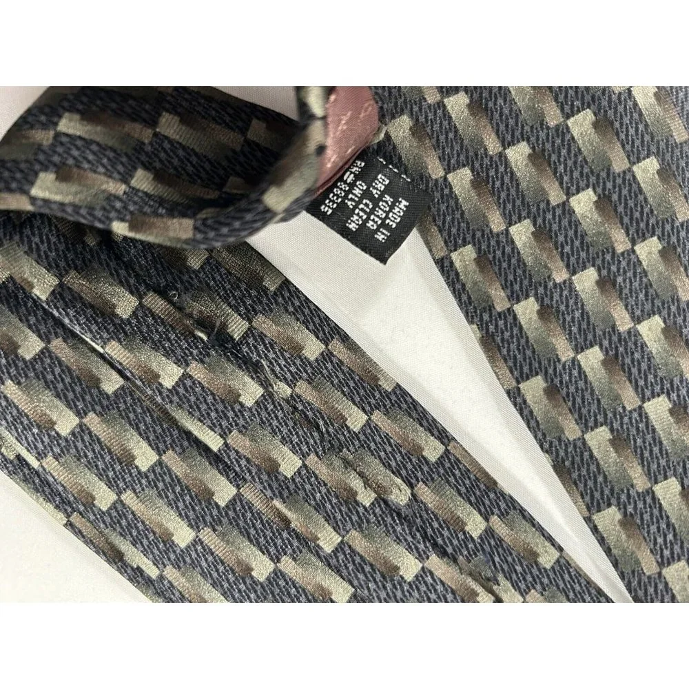 VTG Louis Roth Green Grey Geometric 100% Silk Handmade Men’s Neck Tie 56 x 3.75